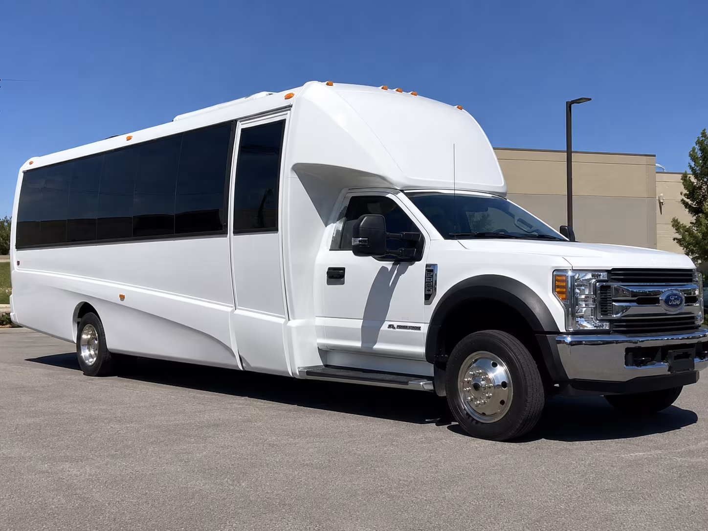 charter buses for dublin schools heading to bay area science museums