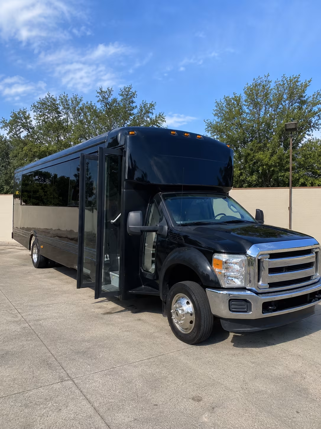 dublin 20 passenger party bus