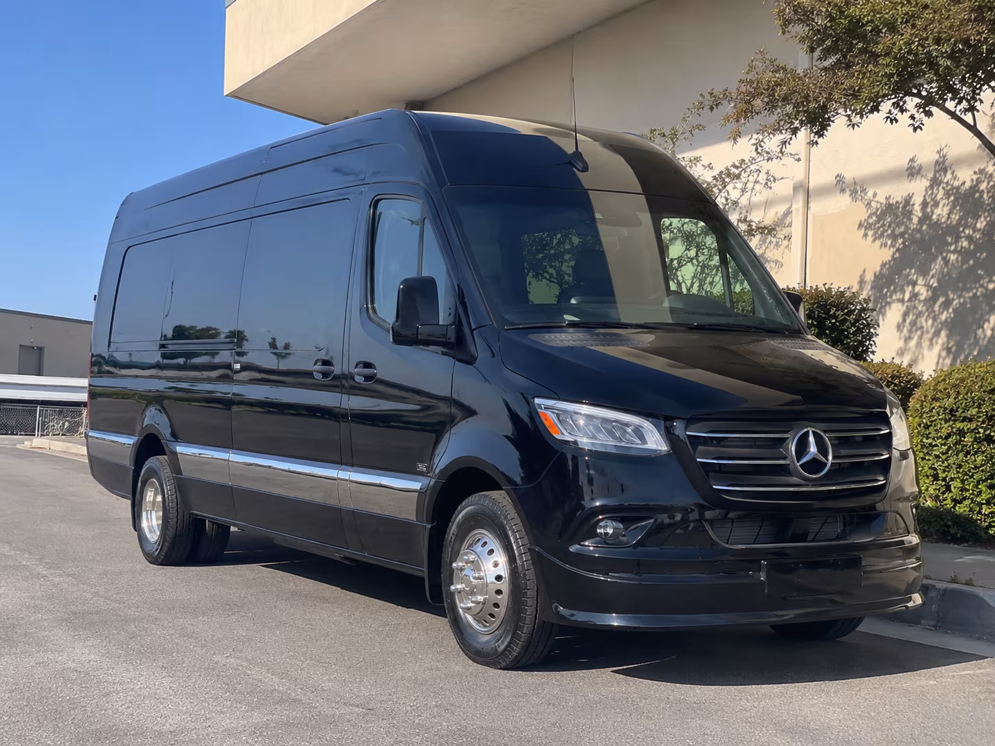 Dublin Wine Tour & Brewery Transportation